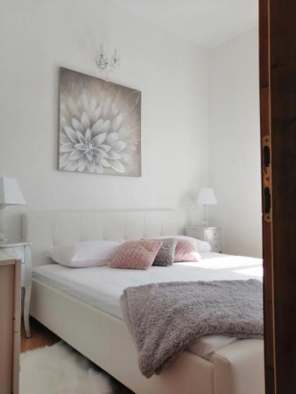 Apartament Anita *